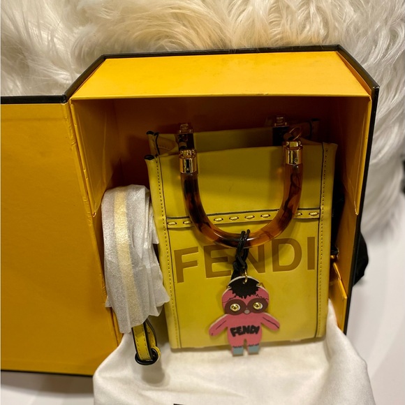 Fendi Mini Sunshine Shopper - Picture 7 of 10